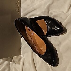 Biala Blcharla lea 36m black ballet flats